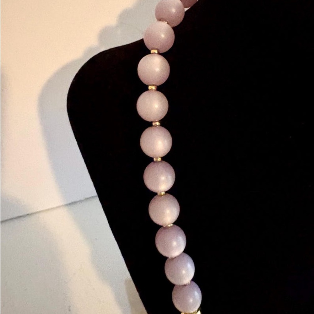 Vintage Napier “moon glow” Lavender Glass Bead Necklace: Gold-Toned Clasp, 29" - Picture 5 of 6